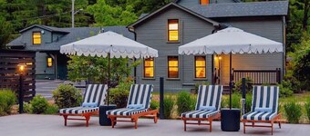 The Bend: Stony Clove Suite • Pool • Sauna • Creek