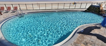 Two Bedroom Condo, Ormond Beach, FL 3833908