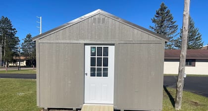113 Two Queen Room with Woodland View