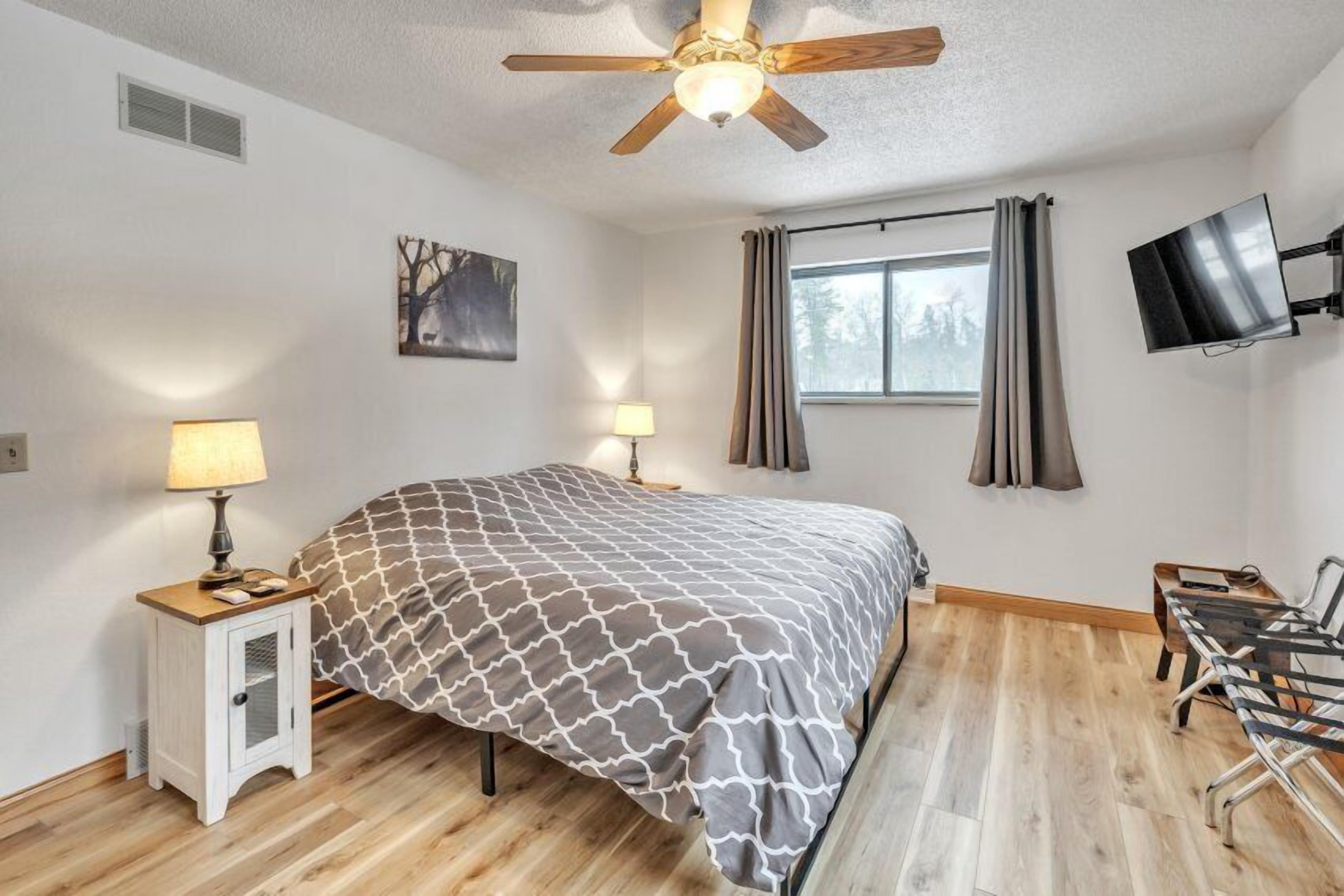 3 chambres, bureau, Wi-Fi, draps fournis