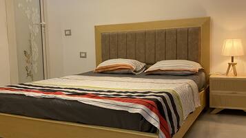 1 dormitori, wifi gratuïta i roba de llit