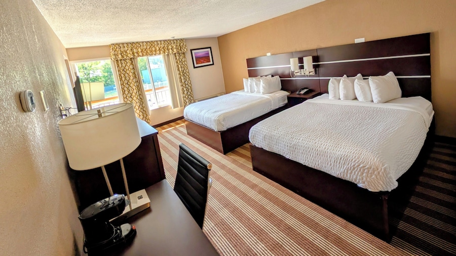 Pocono Inn & Banquet