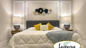 1 habitación, tabla de planchar con plancha, wifi gratis y ropa de cama