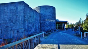 Point of interest - Captain Quarter's Studio near Bishop's Beach - Pet friendly Studio (Homer)