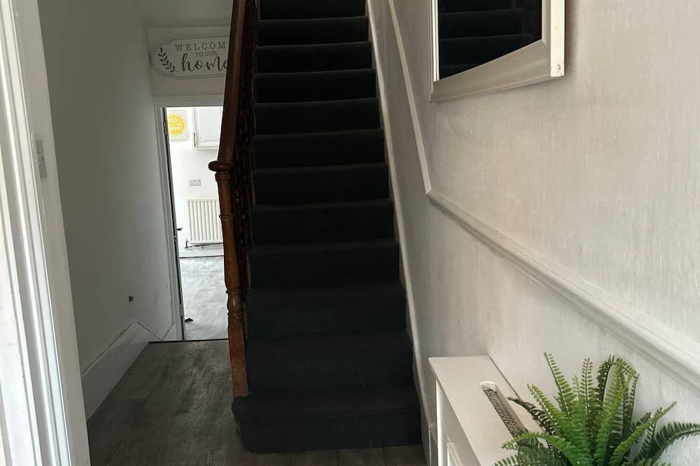 Balham Double Deluxe Room 4 - Brixton