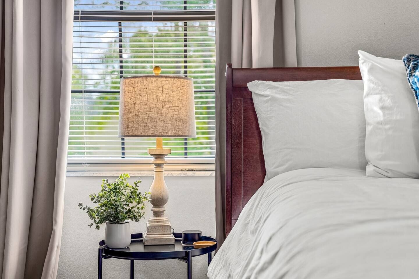 2 bedrooms, iron/ironing board, travel crib, free WiFi