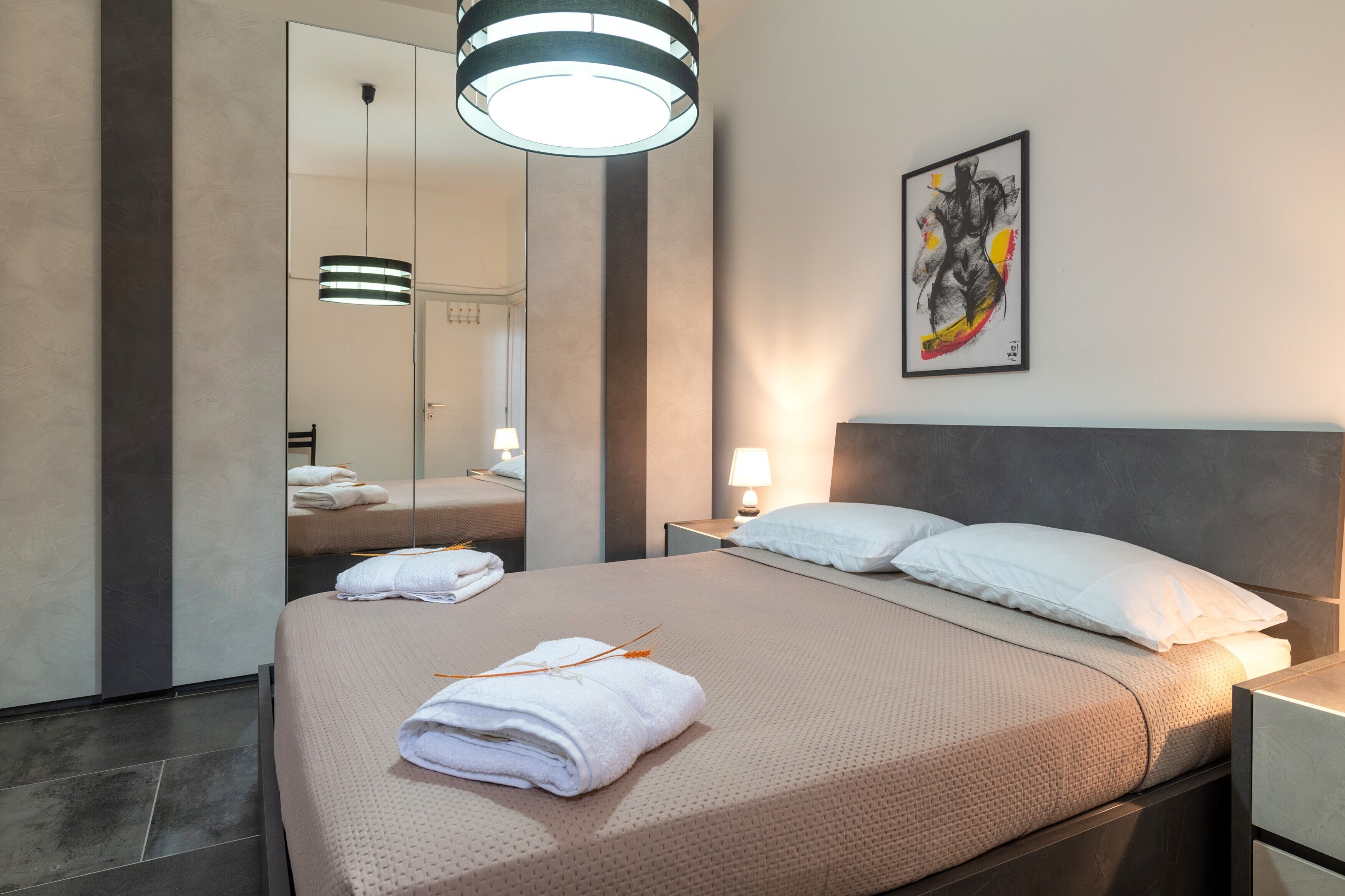 2 chambres, fer et planche à repasser, Wi-Fi gratuit, draps fournis