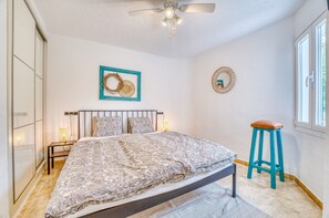 3 chambres, Wi-Fi gratuit, draps fournis