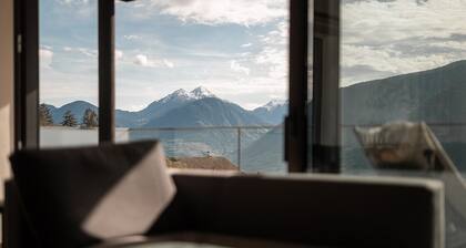 Chalet "Goyen" mit Gemeinschaftspool, privater Terrasse und WLAN