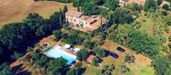 Villa 'Casa Alta  Esclusiva' with Private Pool, Private Terrace and Wi-Fi