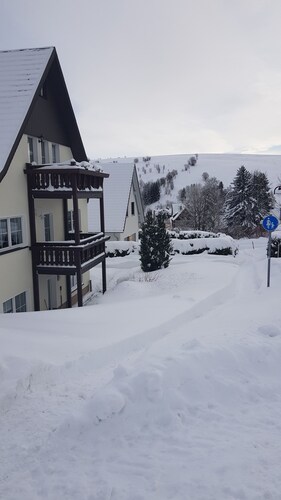Kurort Oberwiesenthal - Erholung, 2-zi.-fewo Ansprechend, Gemütlich mit Terasse