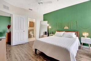 2 Schlafzimmer, Schreibtisch, Bügeleisen/Bügelbrett, kostenloses WLAN