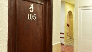 Unclassified image, 2 of 6, button - BED BED HOTEL PERLA (Torreón)