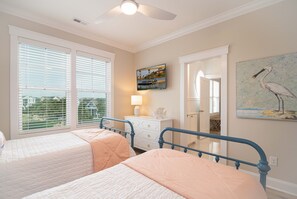 4 habitaciones, wifi gratis y ropa de cama