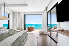 5 slaapkamers, een kluis op de kamer, een strijkplank/strijkijzer