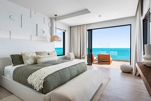 5 室のベッドルーム、セーフティボックス (室内)、アイロン / アイロン台、WiFi (無料)