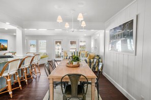 Dining - Beachfront cottage with private pool and hot tub! (Indian Rocks Beach)
