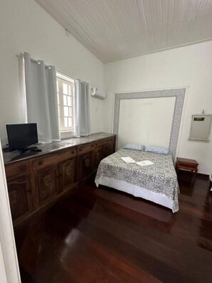 1 camera, ferro/asse da stiro, Wi-Fi, lenzuola