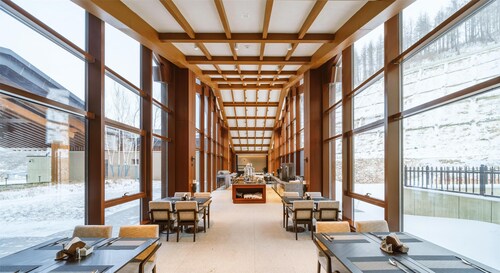 Oakwood Suites Chongli