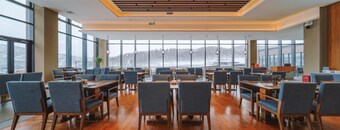Oakwood Suites Chongli