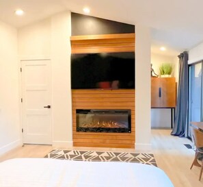 4 slaapkamers, een kluis op de kamer, een strijkplank/strijkijzer, wifi