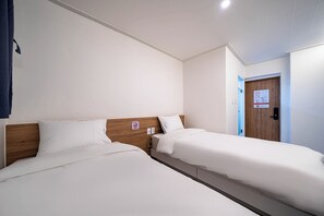 Twin Room (A) | Desk, laptop workspace, free WiFi, bed sheets - Rose Inn (Seoul)