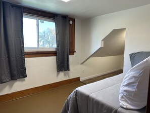 2 bedrooms, free WiFi, bed sheets