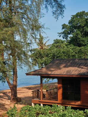 Beachfront Bungalow | Premium bedding, down comforters, in-room safe, individually decorated