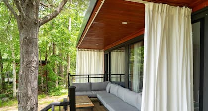 Algonquin's Edge Resort | Waterview 2