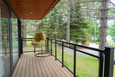 Algonquin's Edge Resort | Waterview 3