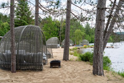 Algonquin's Edge Resort | Dome 3