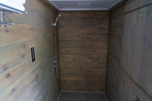 Bathroom - Algonquin's Edge Resort | Dome 4 (South Algonquin)