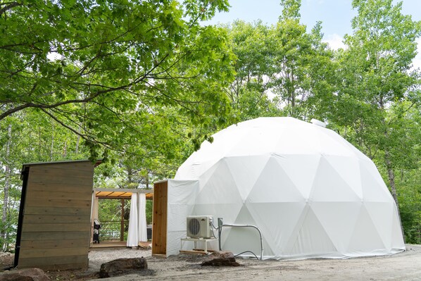 Miscellaneous - Algonquin's Edge Resort | Dome 4 (South Algonquin)