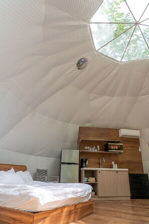 1 bedroom - Algonquin's Edge Resort | Dome 4 (South Algonquin)