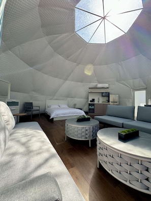 1 bedroom - Algonquin's Edge Resort | Dome 6 (South Algonquin)