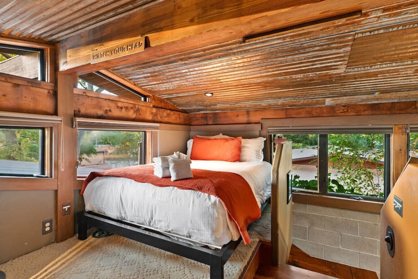 1 soverom, skrivebord, strykejern/-brett og wi-fi