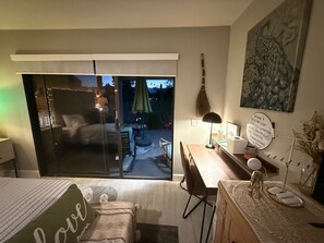 2 Schlafzimmer, Schreibtisch, Bügeleisen/Bügelbrett, kostenloses WLAN