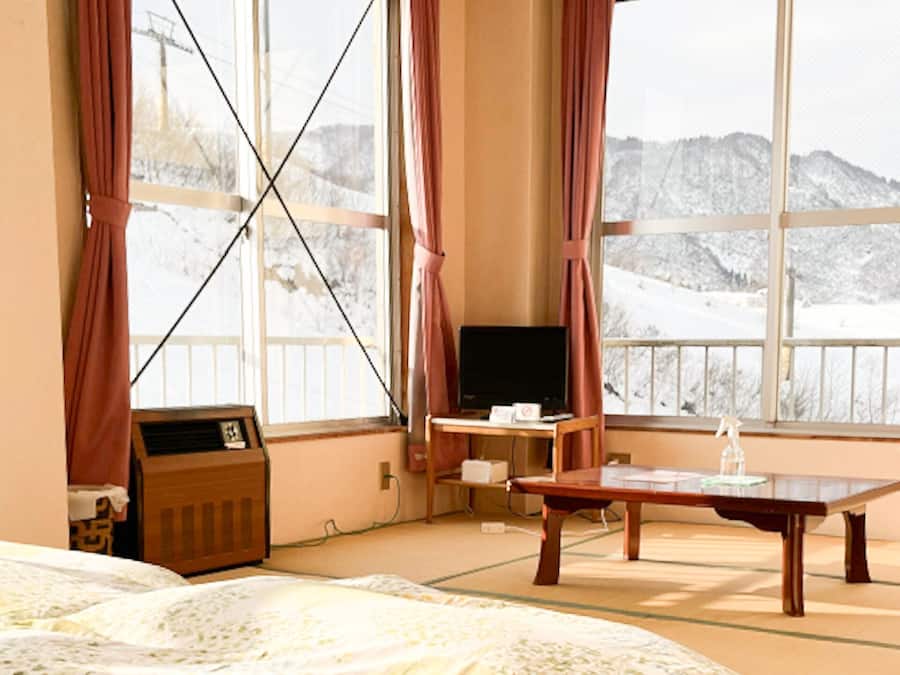 Phòng truyền thống, không hút thuốc (Japanese-Western style,12 tatami) | Truy cập Internet không dây miễn phí, bộ trải giường