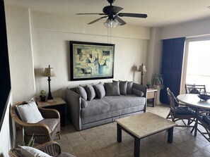 Smart TV - Condo Infront of the Beach  (Nuevo Vallarta)