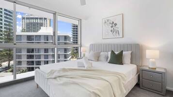 2 bedrooms, iron/ironing board, travel cot, WiFi