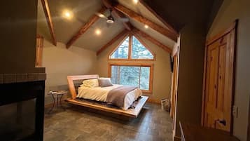 2 sovrum, strykjÀrn/strykbrÀda, gratis wi-fi och sÀngklÀder