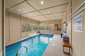 Piscine couverte, piscine chauffée