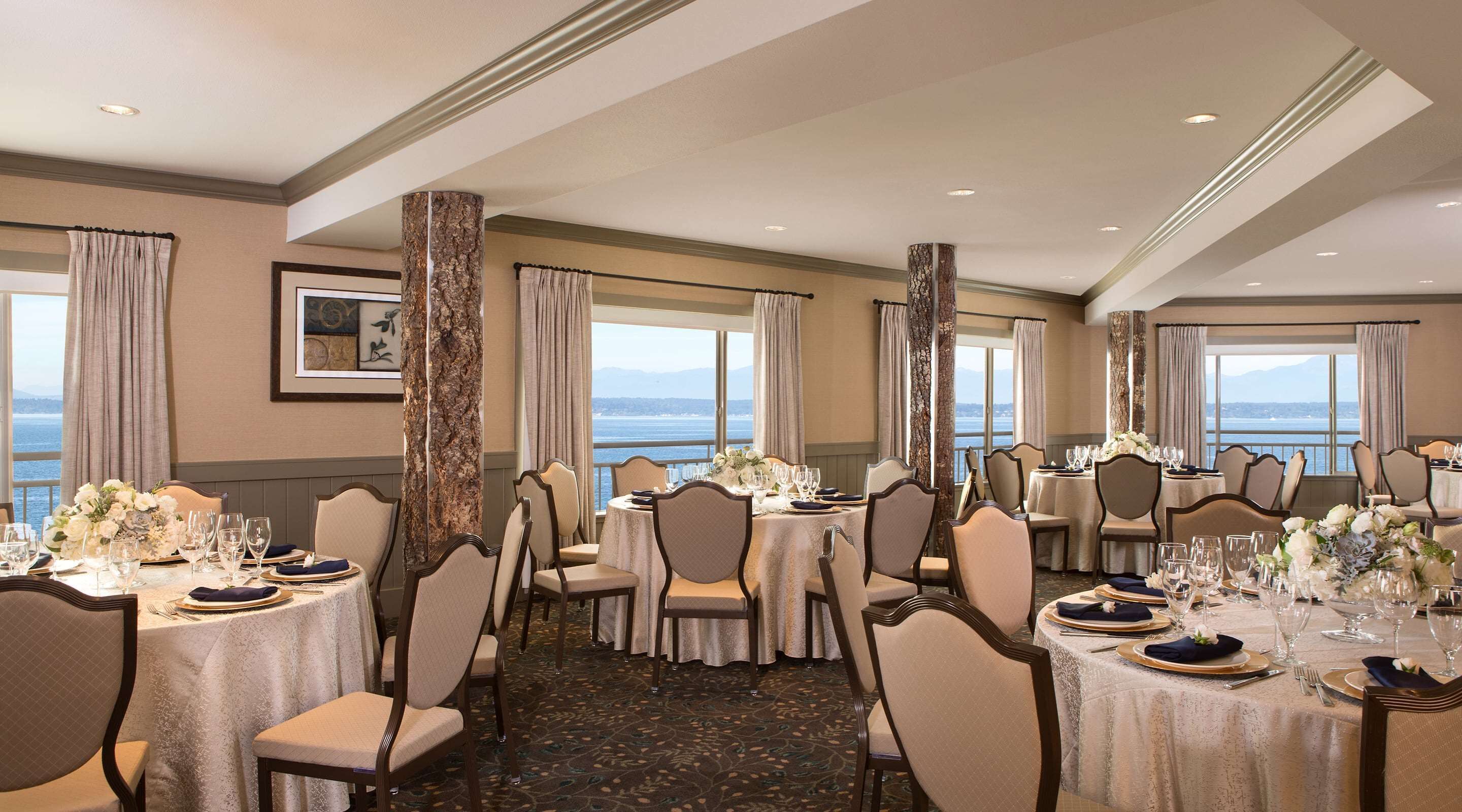 Alki Room