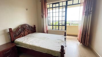 3 bedrooms, individually decorated, individually furnished, free WiFi