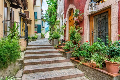 Faby House On Hilly Area & Lake View, Gargnano, Italy