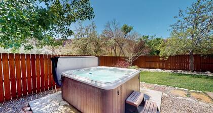 Stand Alone Townhome in Downtown Moab. Walk to Main Street