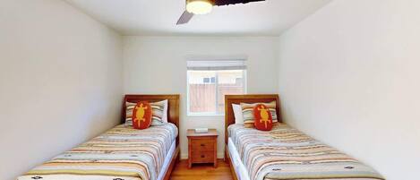 4 habitaciones, tabla de planchar con plancha y wifi gratis