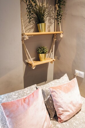 1 dormitorio, tabla de planchar con plancha, cuna de viaje y wifi gratis