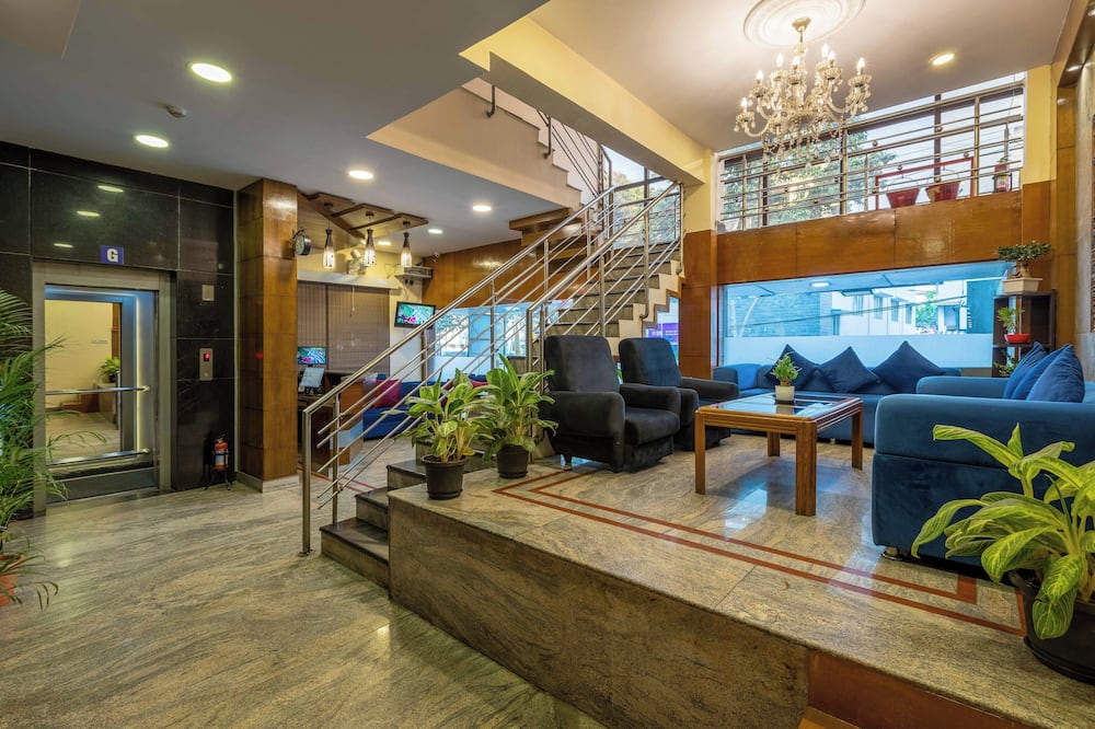 Blue Bliss Hotels By PPH Living Infantry Road