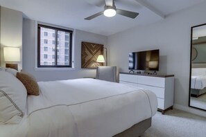 2 bedrooms, iron/ironing board, travel cot, WiFi